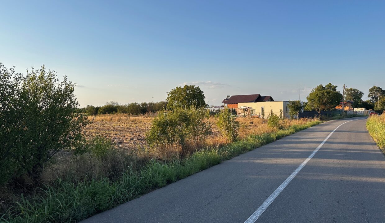 Vânzare teren Dâmbovița